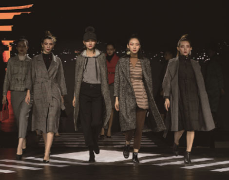 雷鸣服饰新品发布会